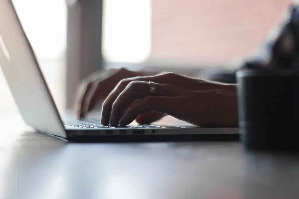 Servidores y hardware de un centro de datos